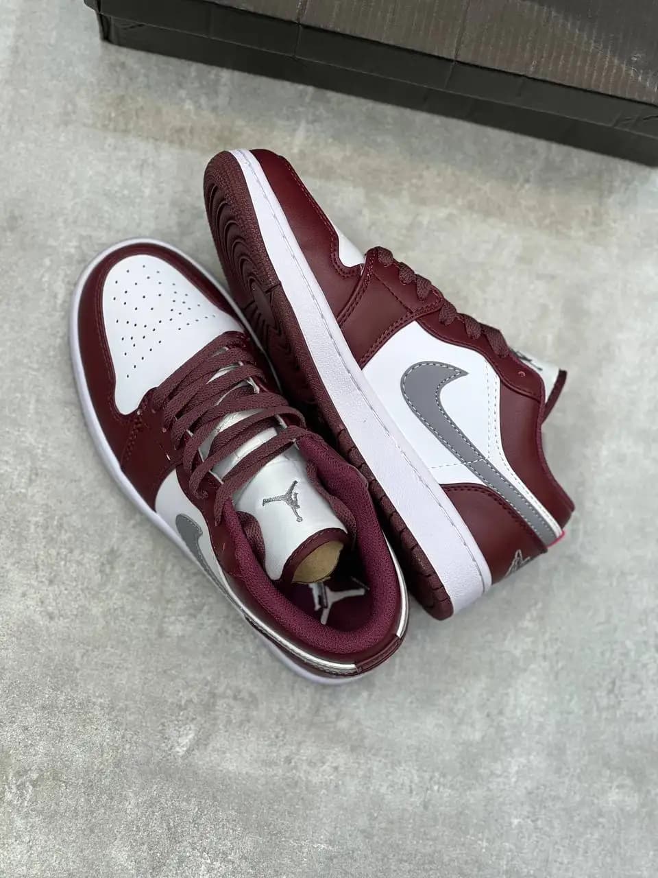 جردن وان لو زرشکی سفید وارداتی | Air Jordan 1 Low — تصویر ۵