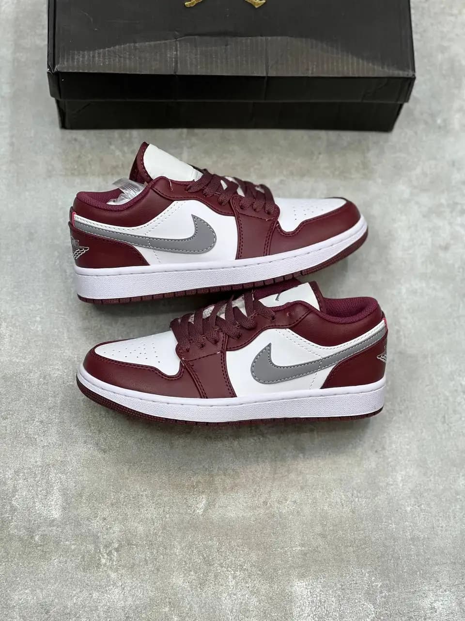 جردن وان لو زرشکی سفید وارداتی | Air Jordan 1 Low — تصویر ۴