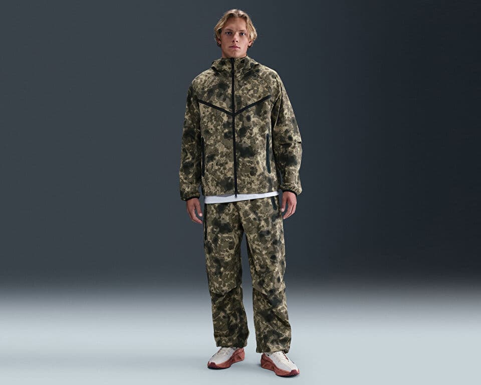 Nike M NK TECH WVN JKT GX AOP Jacket