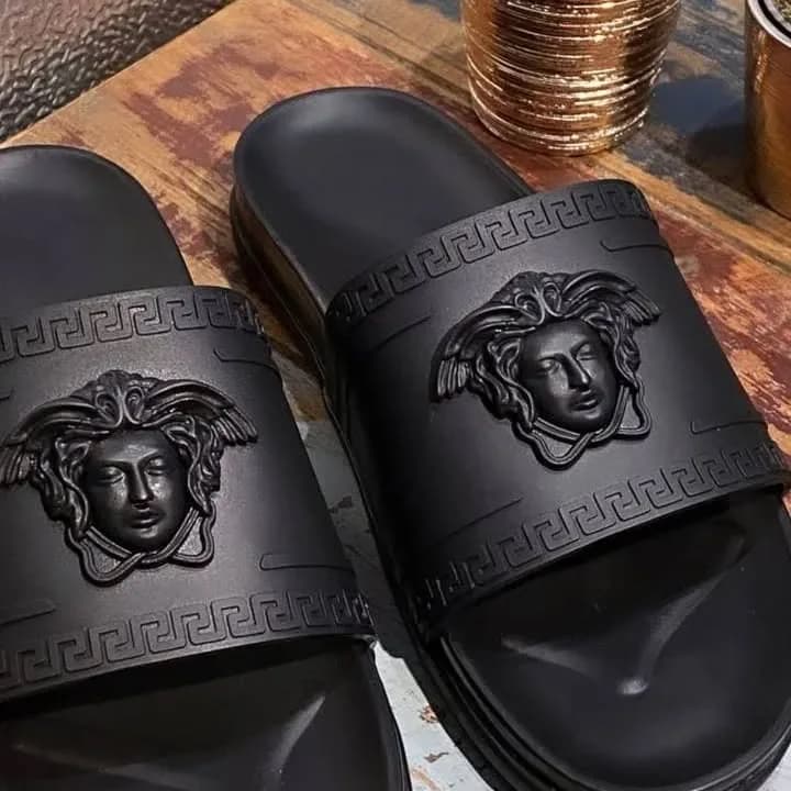 کد 300 صندل ورساچه versace تزریق مشکی — تصویر ۸