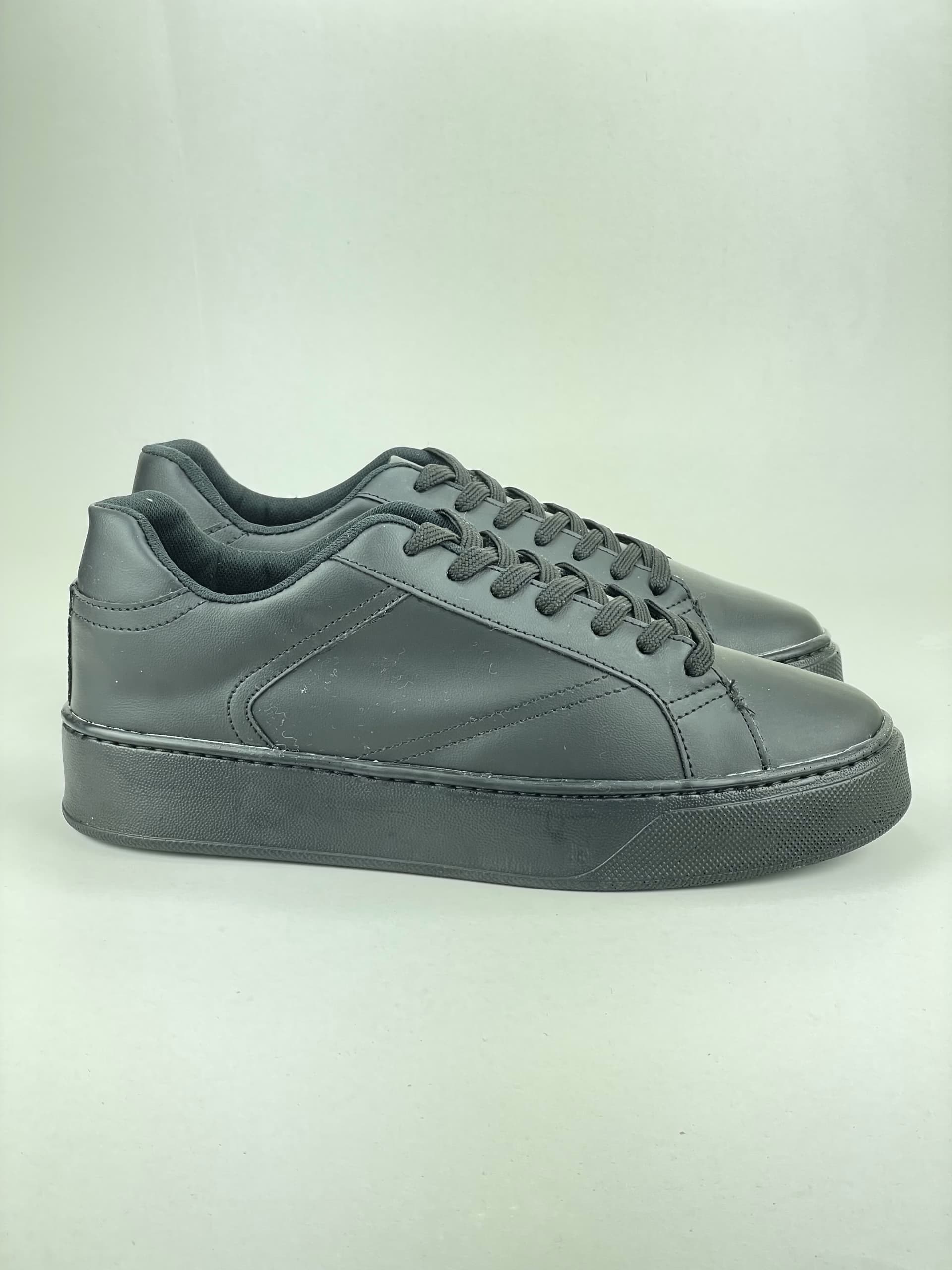 کد 2000 کفش ZARA ونس زارا مشکی یکدست ساده