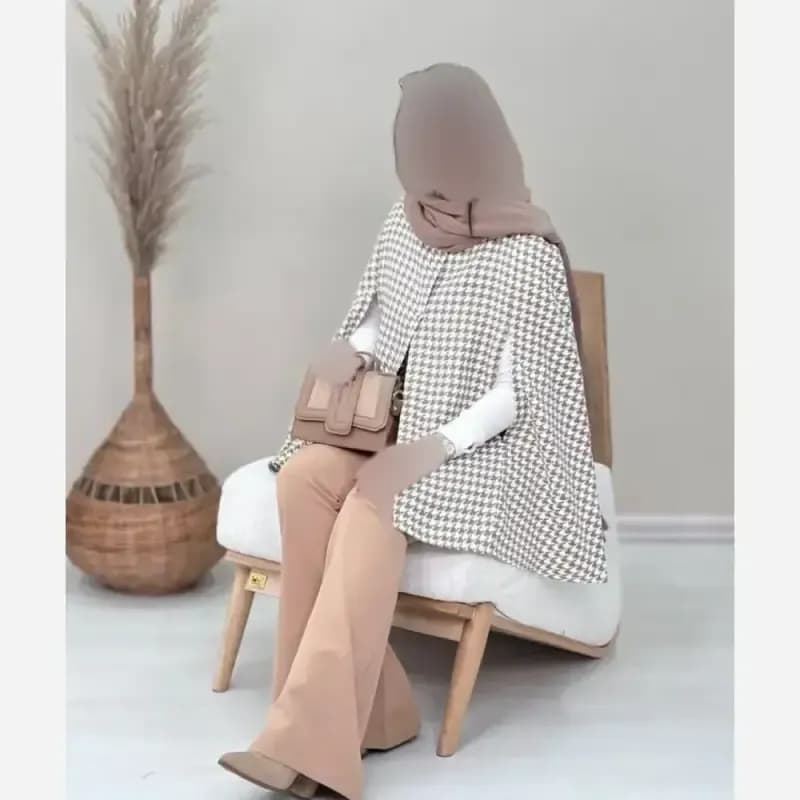 شنل توییت موهر لعیا رنگ مشکی کرم نسکافه فری سایز تا 50 پانچ — تصویر ۳