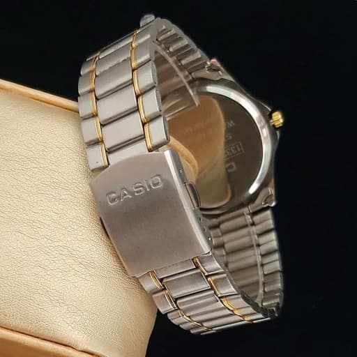 ساعت مچی مردانه کاسیو Casio دورنگ | ساعت مچی مردانه | محصولات خارجی | آمریکایی | اروپایی | عربی | اماراتی | دبی | ساعت اصل | ساعت خارجی اصل | محصولات اصل | محصولات اورجینال | هدیه | روز زن | کادویی | — تصویر ۲