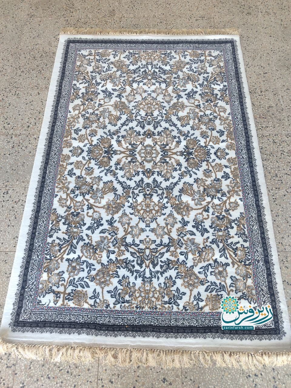 فرش ماشینی 500 شانه طرح آوا رنگ کرم
