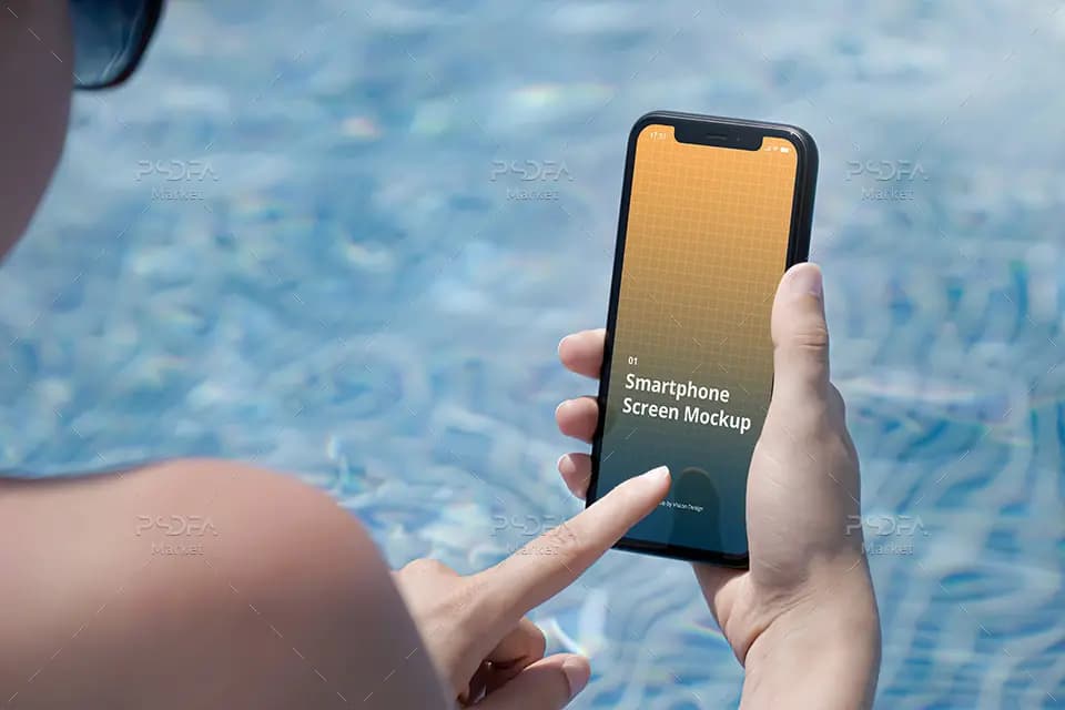 موکاپ موبایل آیفون در دست در حالات و نماهای مختلف — تصویر ۷