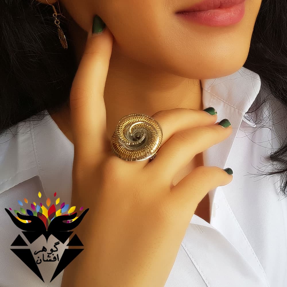انگشتر نقره دورنگ زنانه طرح گل R3187