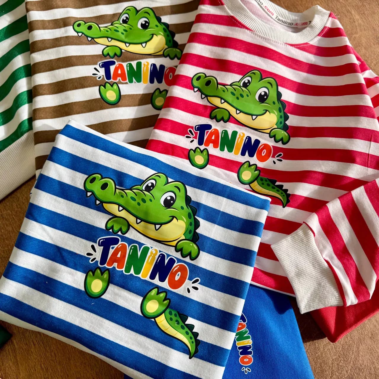 بلوز شلوار راه راه تمساح Tanino سایز 45 تا 55 کد 7087 — تصویر ۲