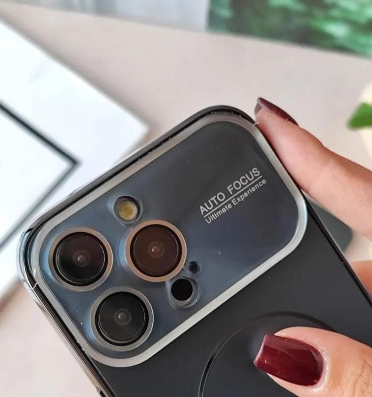 قاب Auto Focus طرح مگ سیف براق گوشی آیفون 15 — تصویر ۶