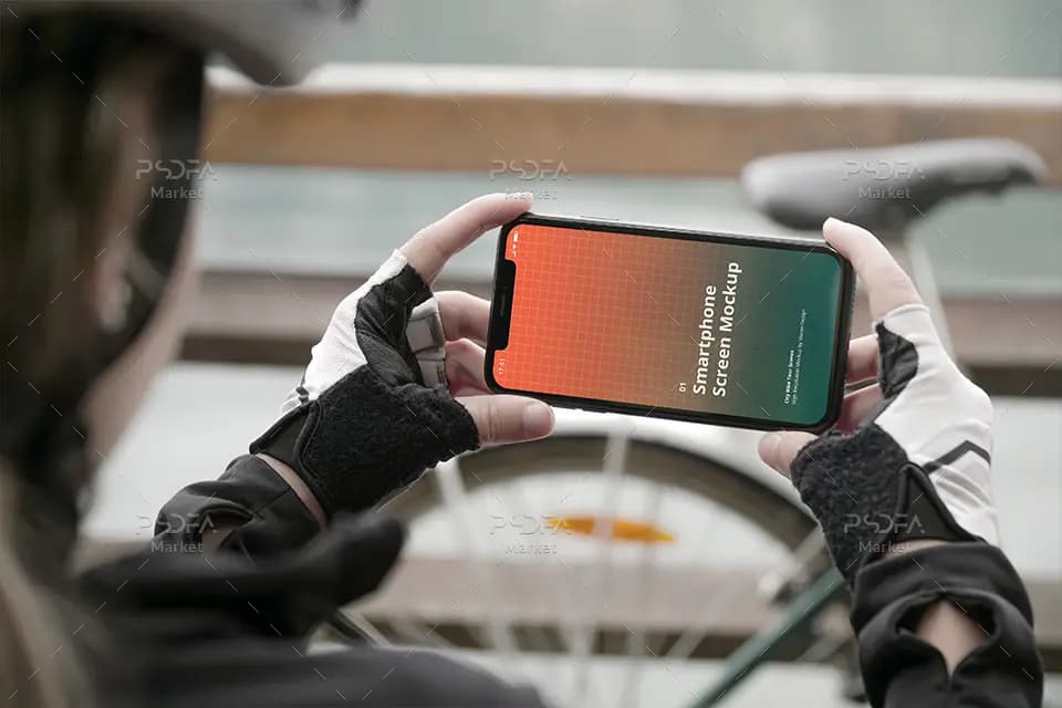 موکاپ گوشی آیفون در دست داخل شهر و پارک iPhone Mockup — تصویر ۵