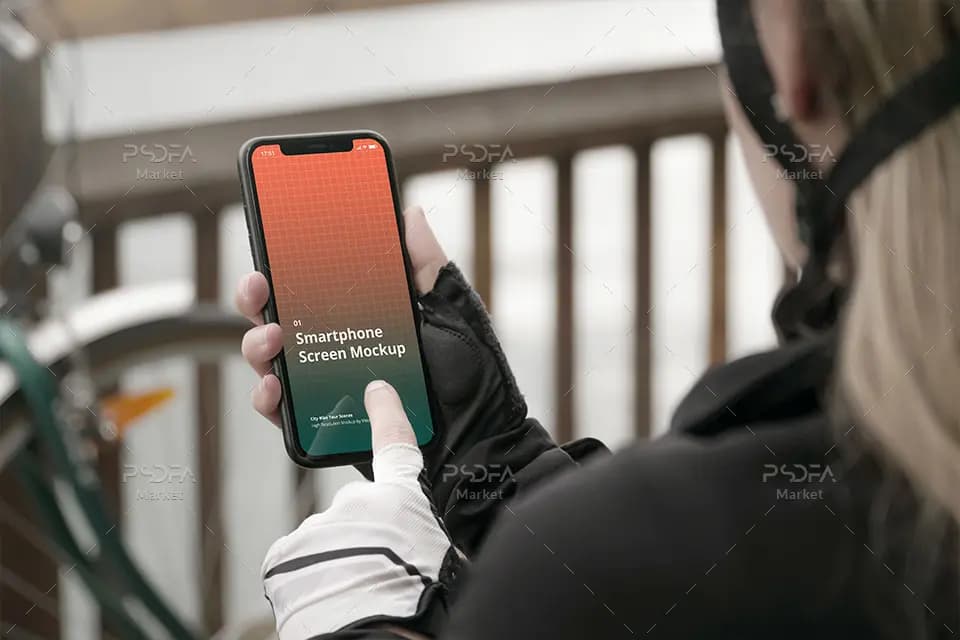 موکاپ گوشی آیفون در دست داخل شهر و پارک iPhone Mockup — تصویر ۳