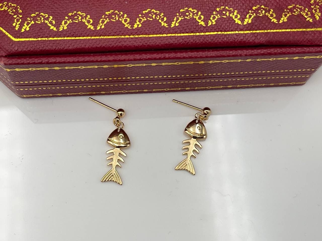 گوشواره ژوپینگ طرح اسکلت ماهی