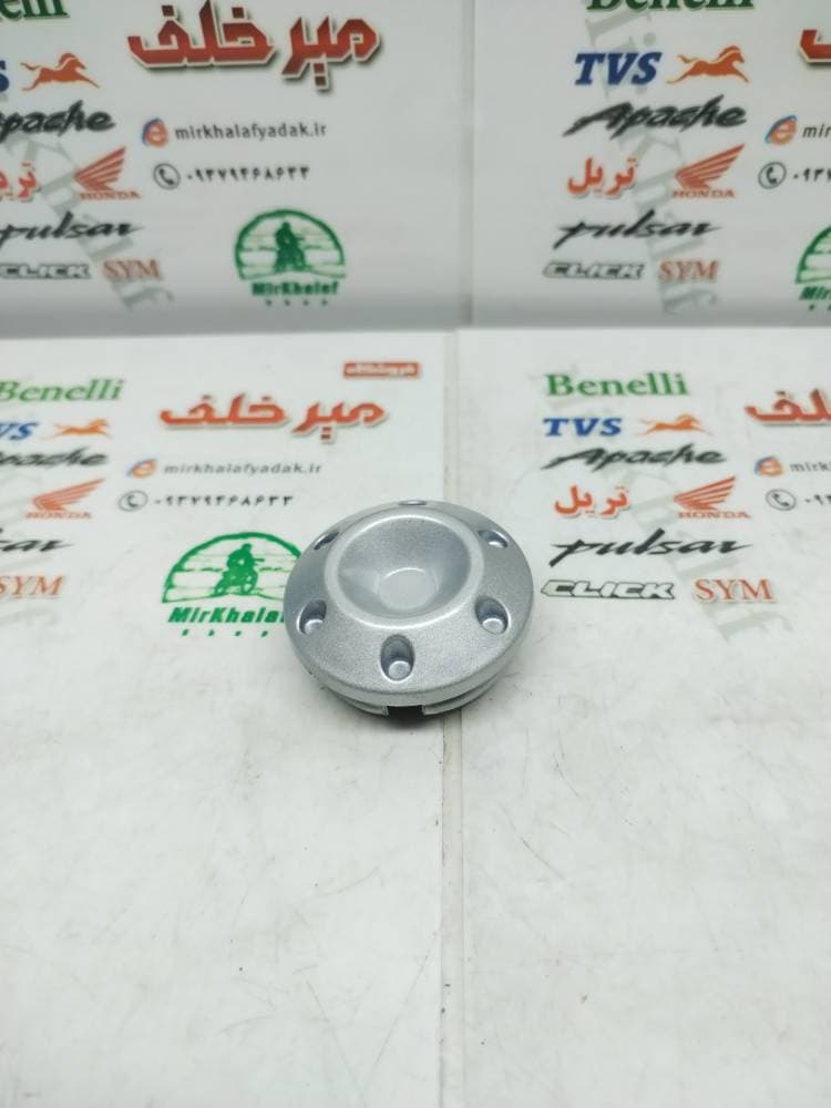 کاور (قاب) درب بغل شاسی و کمک تزئینی سمت چپ کنار کمک نقره ای موتور بنلی 300 دوسیلندر اصلی