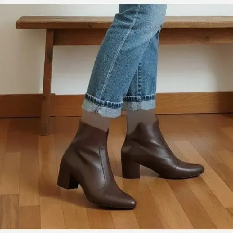 نیم بوت پاشنه دار زنانه پاشنه 5 سانت سایز 37 تا 40 رنگ مشکی قهوه ای عسلی — تصویر ۲