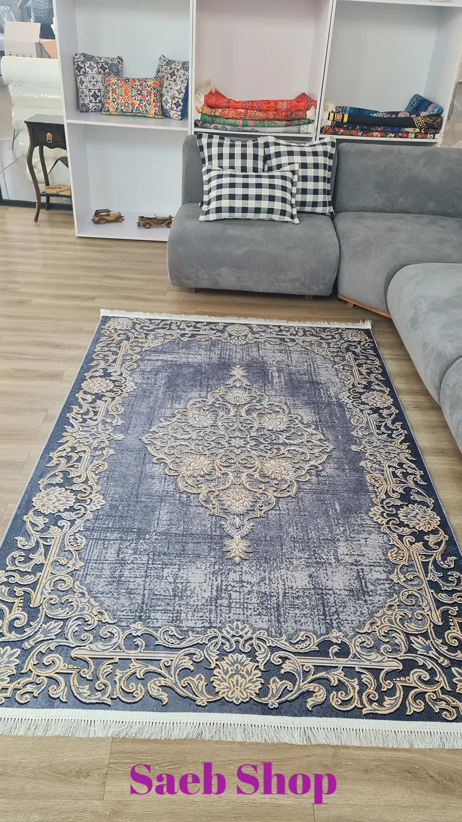 فرش کلاسیک ساده سلطنتی | فرش صائب | کد: L369