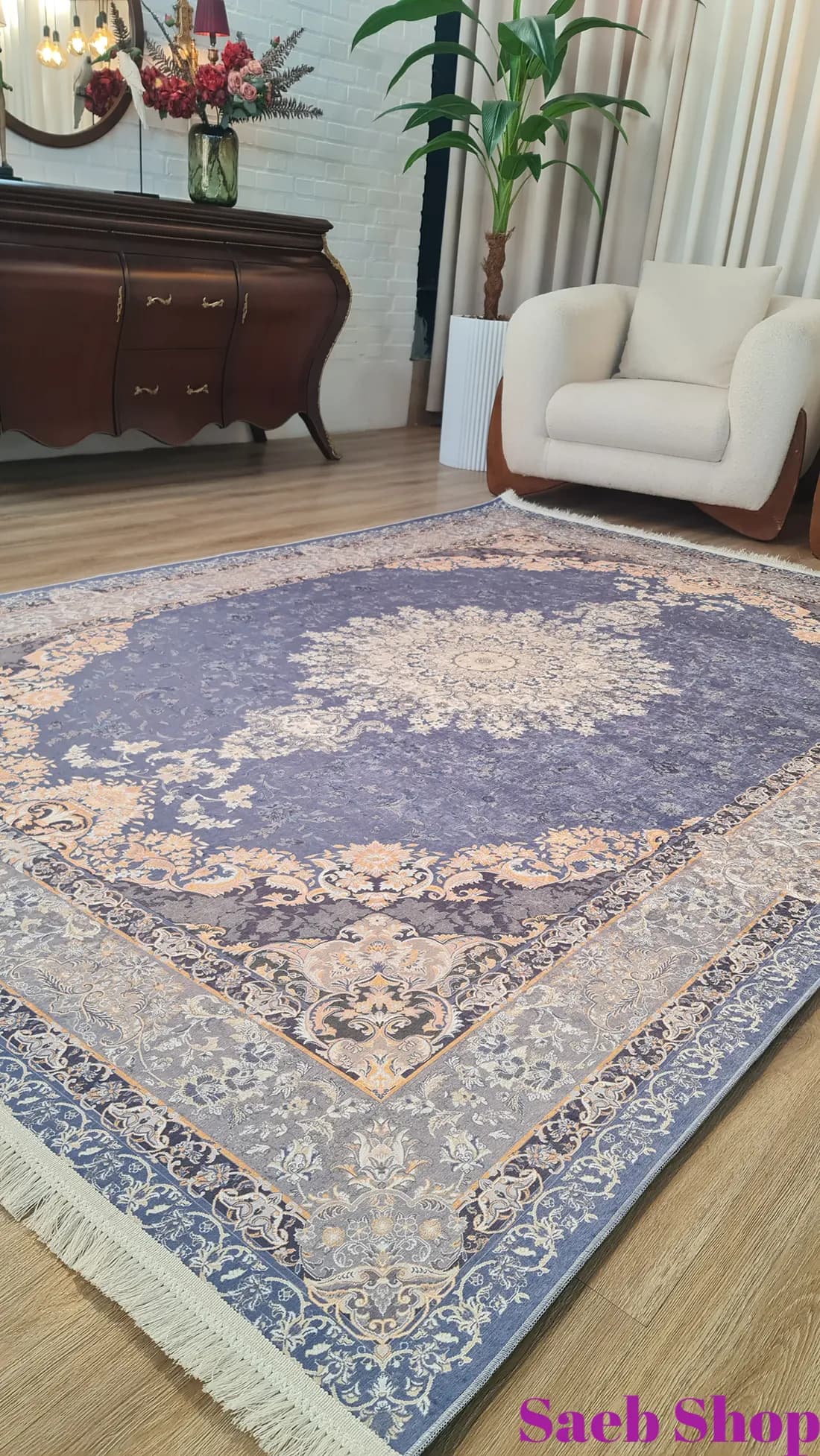 فرش طوسی گل های طلاکوب | فرش صائب | کد: L375