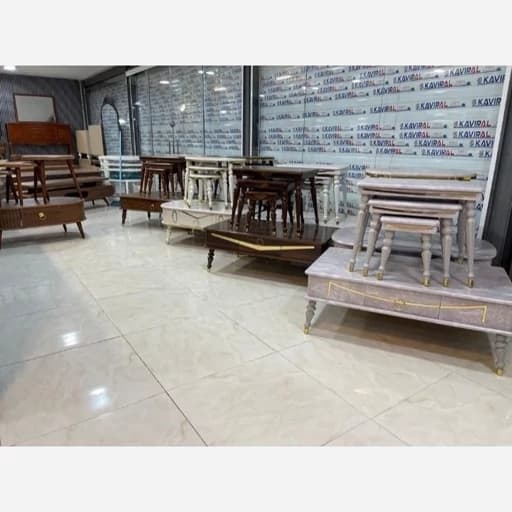 جلومبلی و عسلی. کامنا مدل 13153284