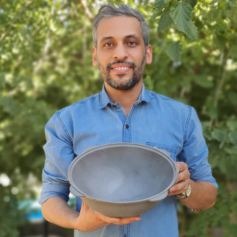 قازن چدن خالص بدون روکش شیمیایی دهانه 28 سانتی | چدن روسی