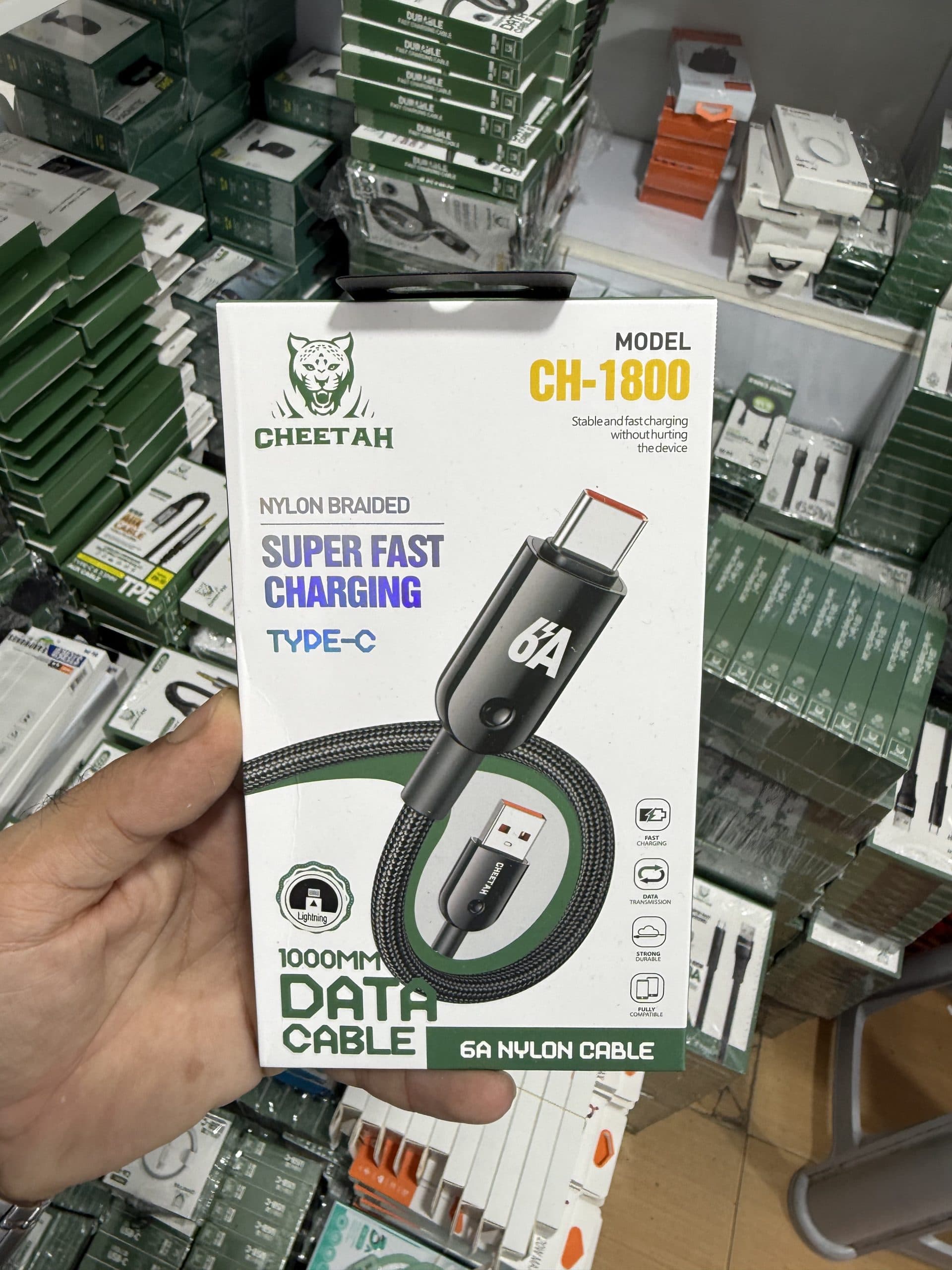 کابل شارژ و انتقال داده چیتا Cheetah مدل CH-1800 تایپ سی به USB-A با روکش نایلونی بافتهشده طول ۱ متر و جریان اعلامی ۶ آمپر اورجینال (عمده و تک)
