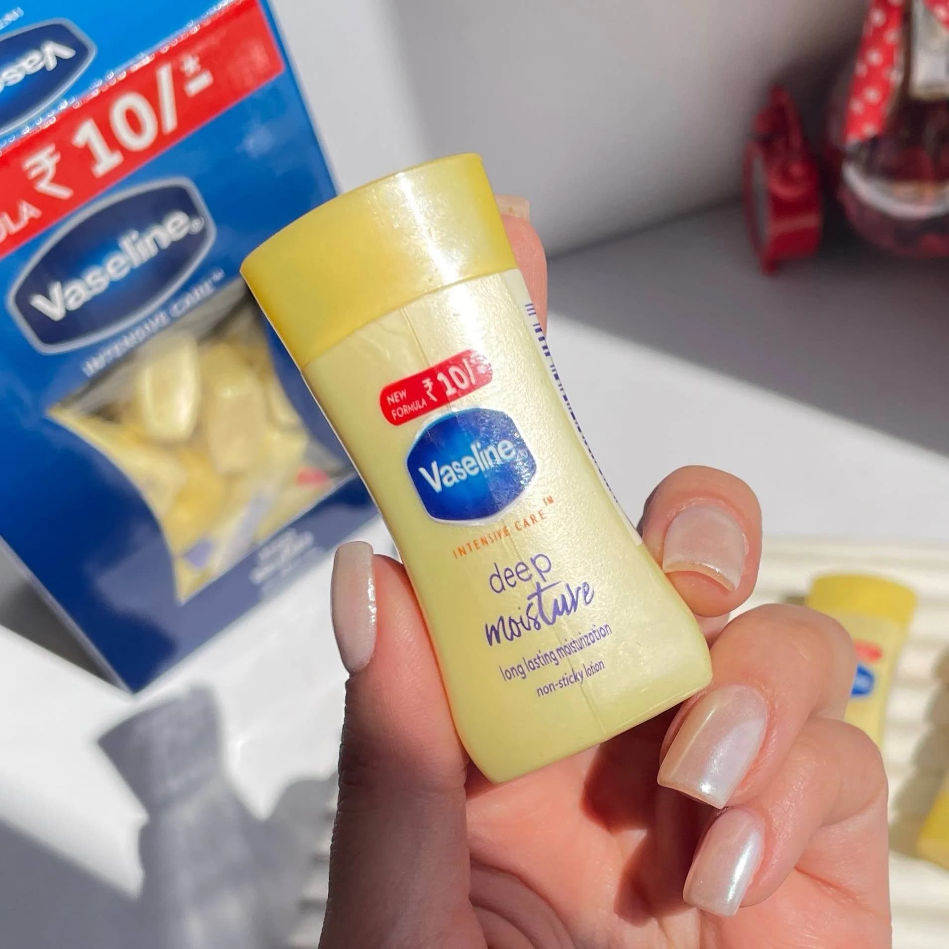 لوسیون بدن مایا وازلین Vaseline مدل Deep Moisture — تصویر ۴