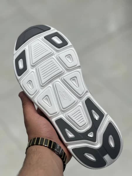 کتونی اسکیچرز مکس کوشنینگ ساسپنشن Skechers Max Cushioning Suspension — تصویر ۴