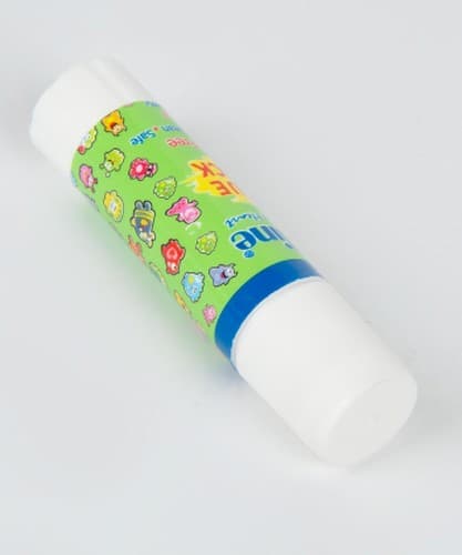 چسب ماتیکی 8 گرمی آرت لاین (طرح کودک)