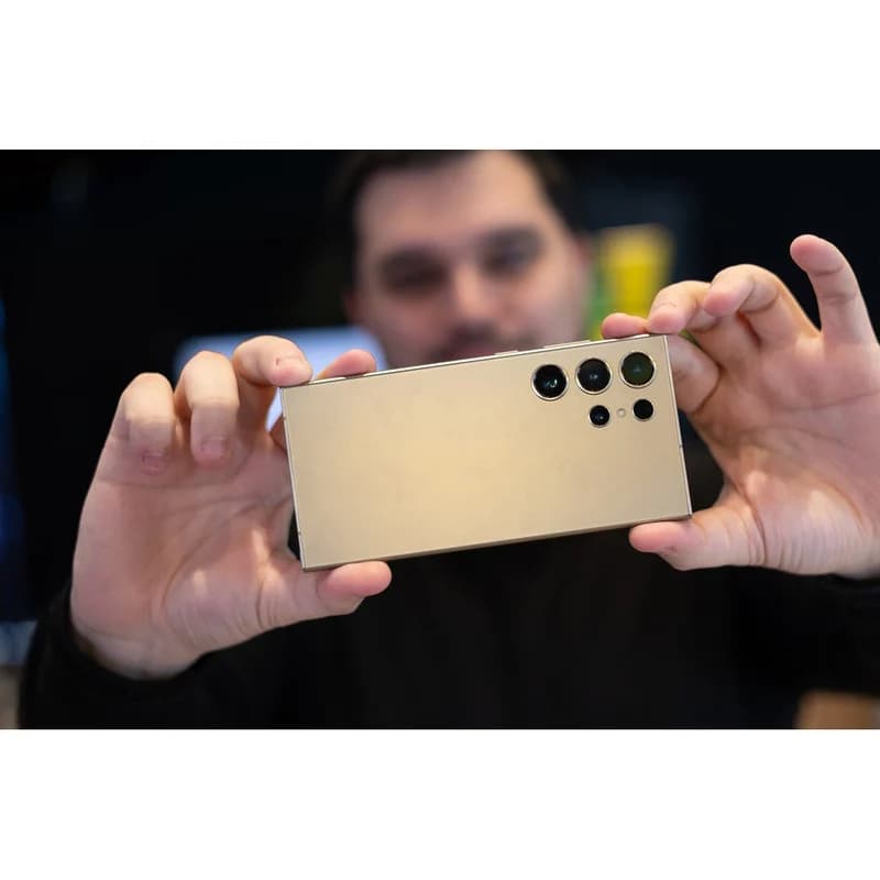 درب پشت گوشی اپیکوی مدل backnelS24Uyl مناسب برای گوشی موبایل سامسونگ Galaxy S24 Ultra — تصویر ۳