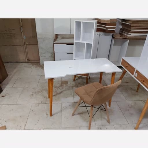 میز تحریر ساده و شیک کامنا مدل 13152907