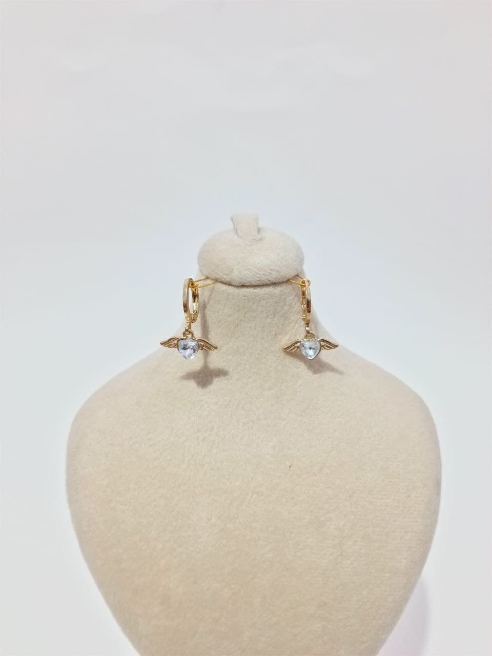 گوشواره حلقه‌ای با آویز بال فرشته