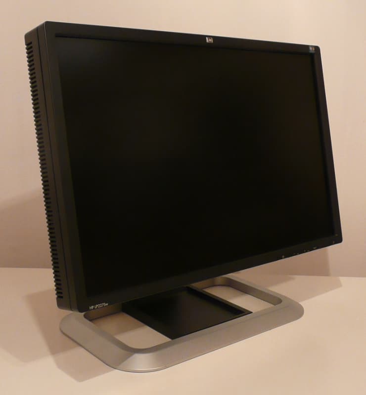 مانیتور استوک 22 اینچ اچ پی HP LP2275w پنل LCD — تصویر ۲