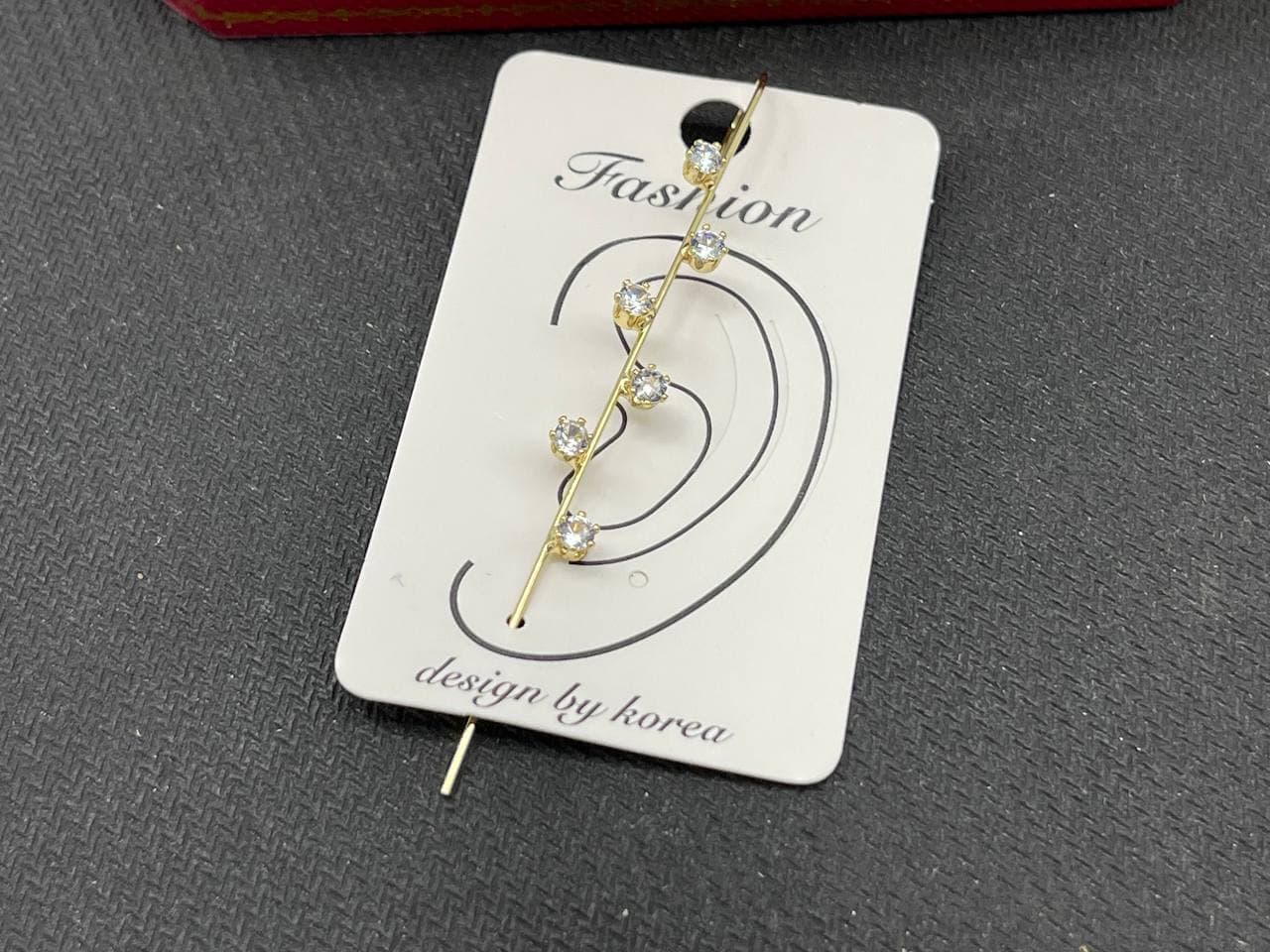 گوشواره کراس شش نگین طرح برگ