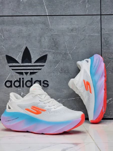 کتونی اسکیچرز هایپربرست کربن مسترکوالیتی سایز 3۶ الی 40 ساخت ویتنام Skechers Hyperburst Carbon