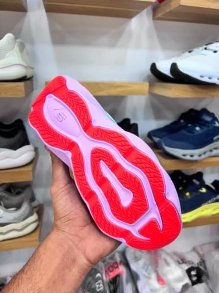 کتونی اسکیچرز هایپربرست کربن مسترکوالیتی سایز 3۶ الی 40 ساخت ویتنام Skechers Hyperburst Carbon — تصویر ۵