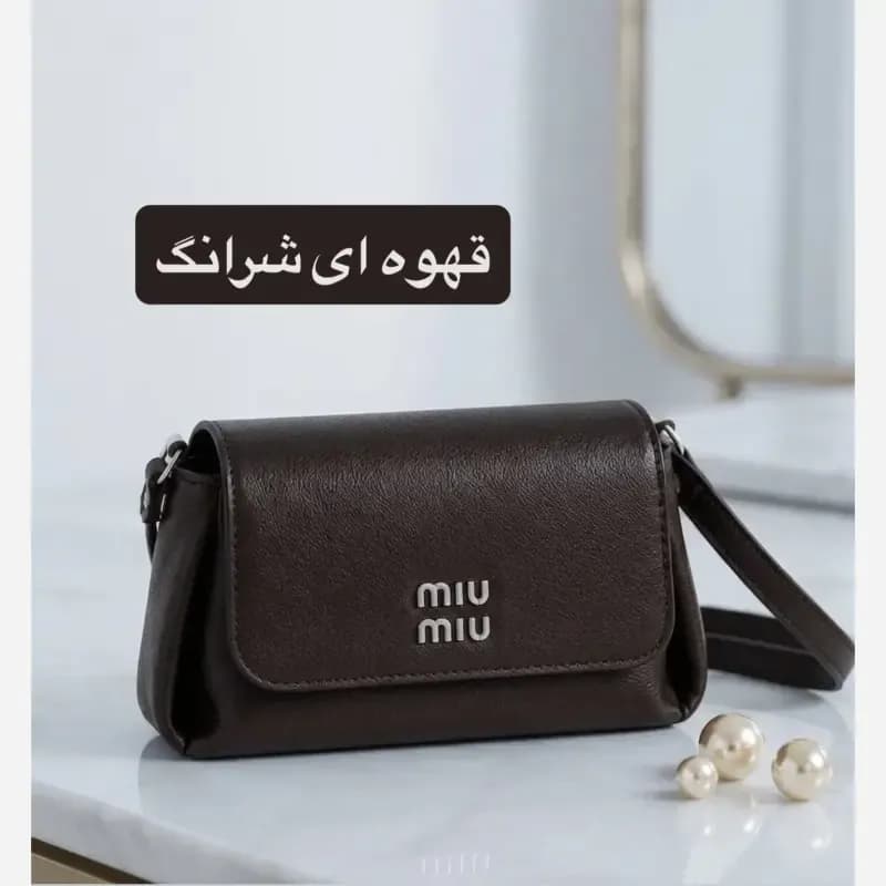 کیف پاسپورتی زنانه چرم مصنوعی مگنتی رنگ مشکی مناسب اداری رسمی مجلسی — تصویر ۴