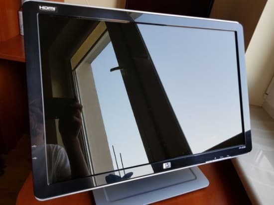 مانیتور استوک 22 اینچ مدل hp w2228h با hdmi — تصویر ۲