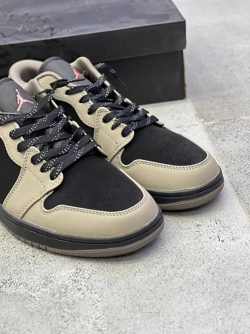 جردن وان لو قهوه ای مشکی وارداتی | Air Jordan 1 Low — تصویر ۳