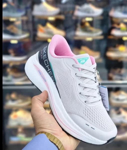 کتونی زنانه رانینگ و پیاده روی اسکیچرز Skechers Slip Ins اسلیپ امو طبی و سبک و راحت سایز 37 تا 40 فروش بصورت عمده و تک