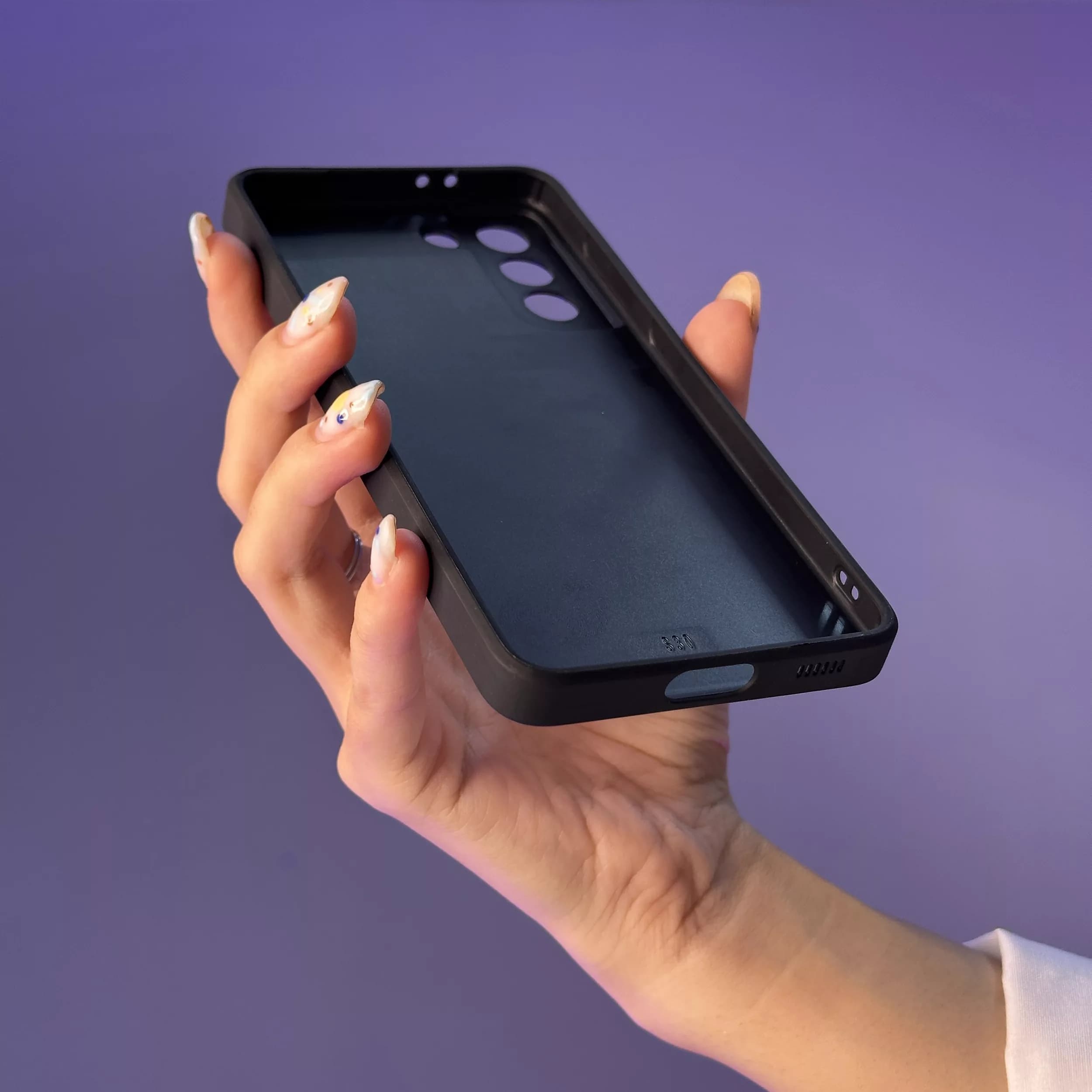 کاور گارد قاب علوی مدل مناسب برای گوشی موبایل سامسونگ Galaxy S21 — تصویر ۲