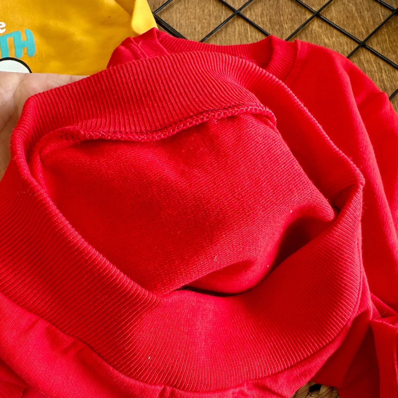 بلوز تک خرس قطبی Cool سایز 35 تا 45 کد 7106 — تصویر ۳