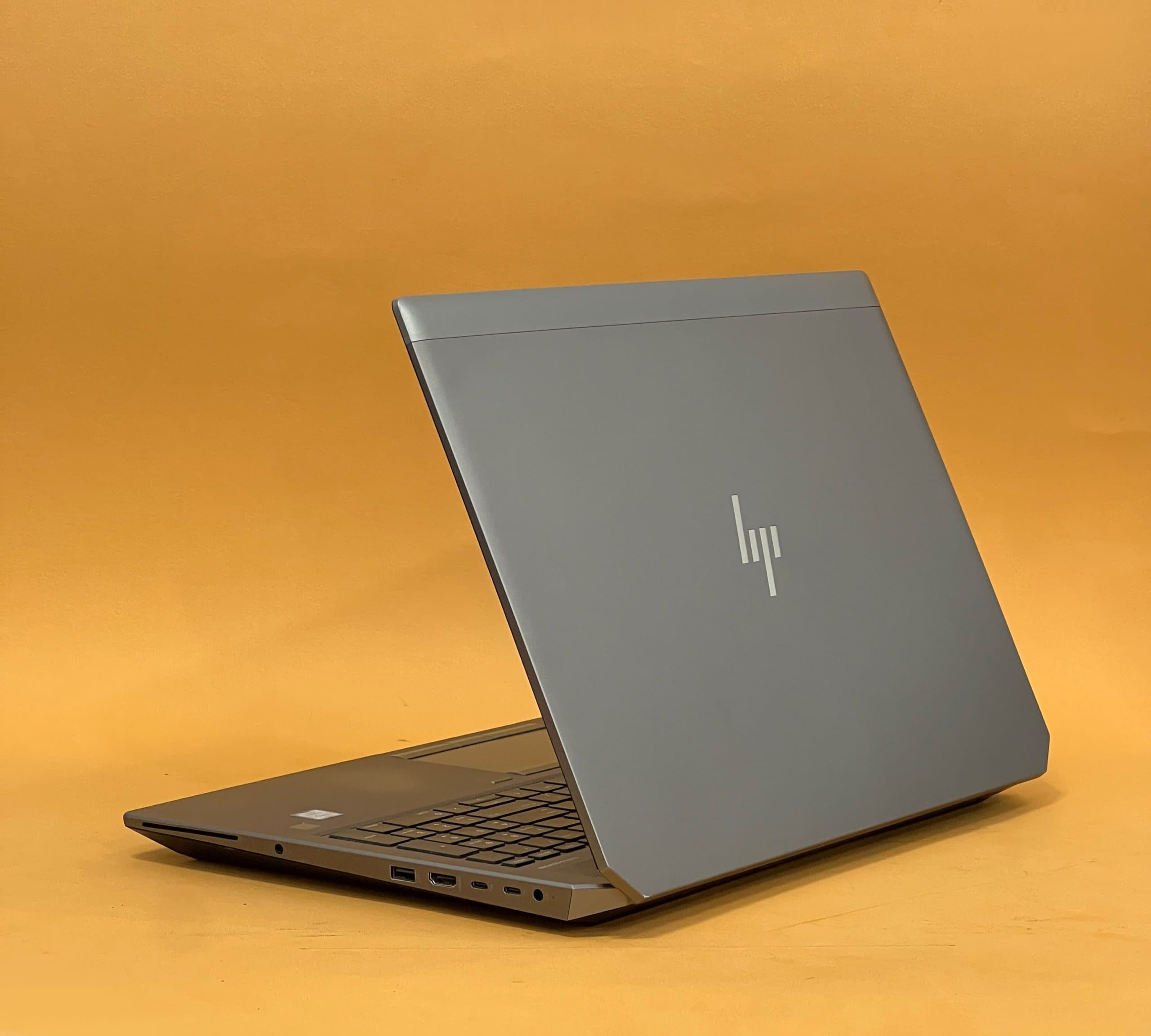 لپ تاپ استوک اچ پی Zbook 15 G6 i7-9850H/16/512/4GB — تصویر ۲