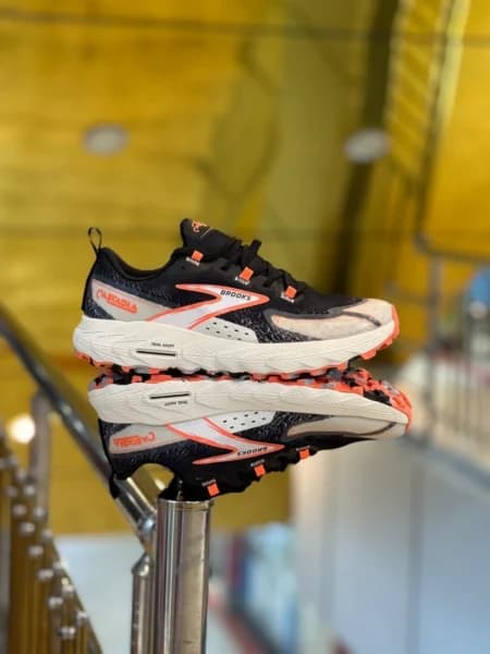 کتونی ویتنامی بروکس کاسکادیا 18 سایز ۴۰ الی ۴۵ ساخت ویتنام Brooks Cascadia 18