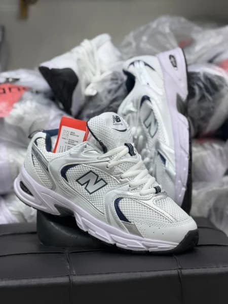کتونی مسترکوالیتی نیوبالانس ۵۳۰ سایز ۴۰ الی ۴۵ New Balance 530 ساخت ویتنام فروش عمده و تک