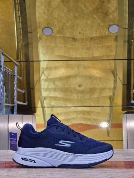 کتونی مسترکوالیتی اسکیچرز هایپربرست Skechers Men’s Hyperburst ساخت ویتنام سایزبندی ۴۰ الی ۴۵