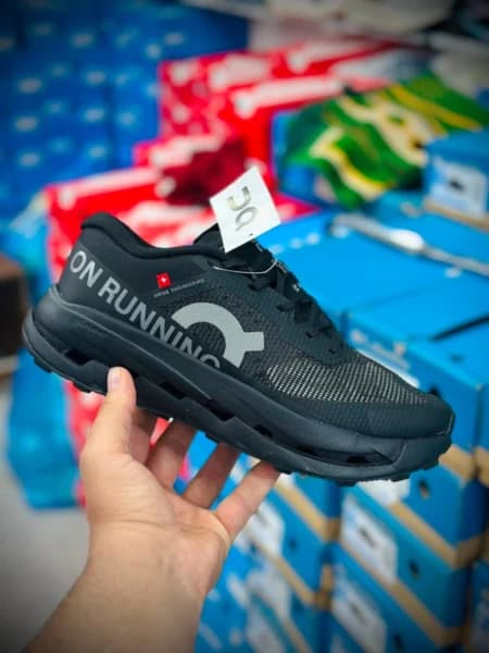 کتونی کیوسی آن رانینگ کلود اولترا ۳ ساخت ویتنام سایز 40 الی 45 On Running Cloud Ultra 3