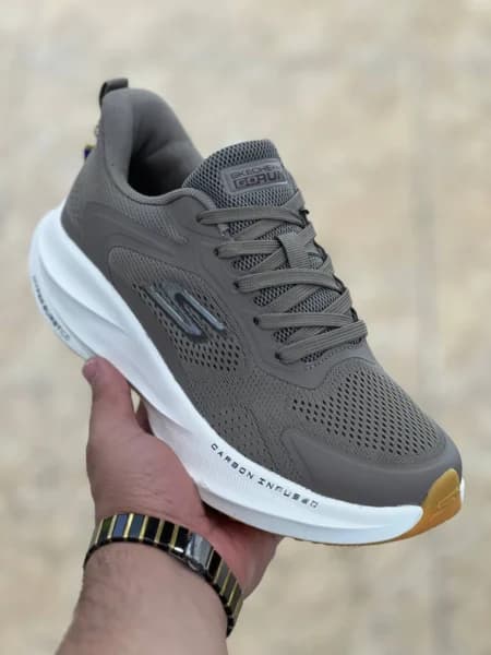 کتونی مسترکوالیتی اسکیچرز هایپربرست کربن Skechers Men’s Hyperburst Carbon ساخت ویتنام سایزبندی ۴۰ الی ۴۵