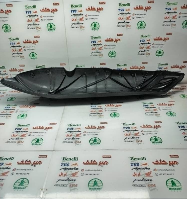 قاب محافظ (استیل) اگزوز موتور یاماها ایروکس aerox و طرح ایروکس nvx و n max ان مکس دو سوراخ جدید نیوفیس شرکتی — تصویر ۲