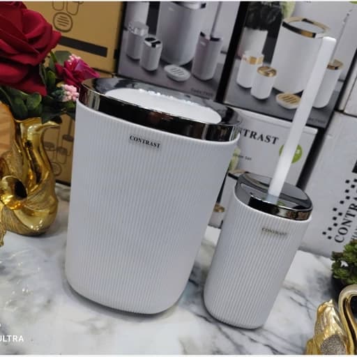 سطل و برس سرویس بهداشتی طرح روما خطی رنگ بسیار پرفروش محبوب و پرطرفدار سفید کروم برند کنتراست نو آکبند با ارسال سریع کامنا مدل 13144257