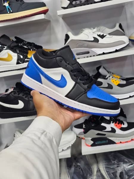 کتونی نایک ایر جردن 1 ساق کوتاه مسترکوالیتی سایز ۴۰ الی ۴۵ ساخت ویتنام Nike Air Jordan ۱