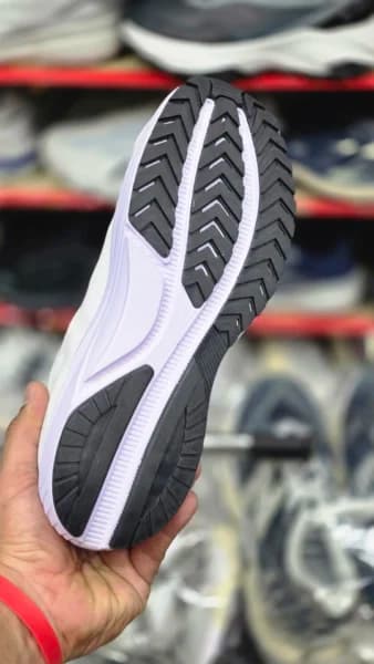 کتونی رانینگ نایک ایر زوم مسترکوالیتی سایز ۳۸ الی ۴۵ ساخت ویتنام Nike Air Zoom — تصویر ۳