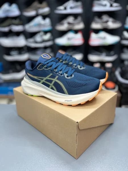 کتونی رانینگ و پیاده‌روی اسیکس کایانو 30 مسترکوالیتی سایز 38 الی 45 ساخت ویتنام Asics gel kayano 30