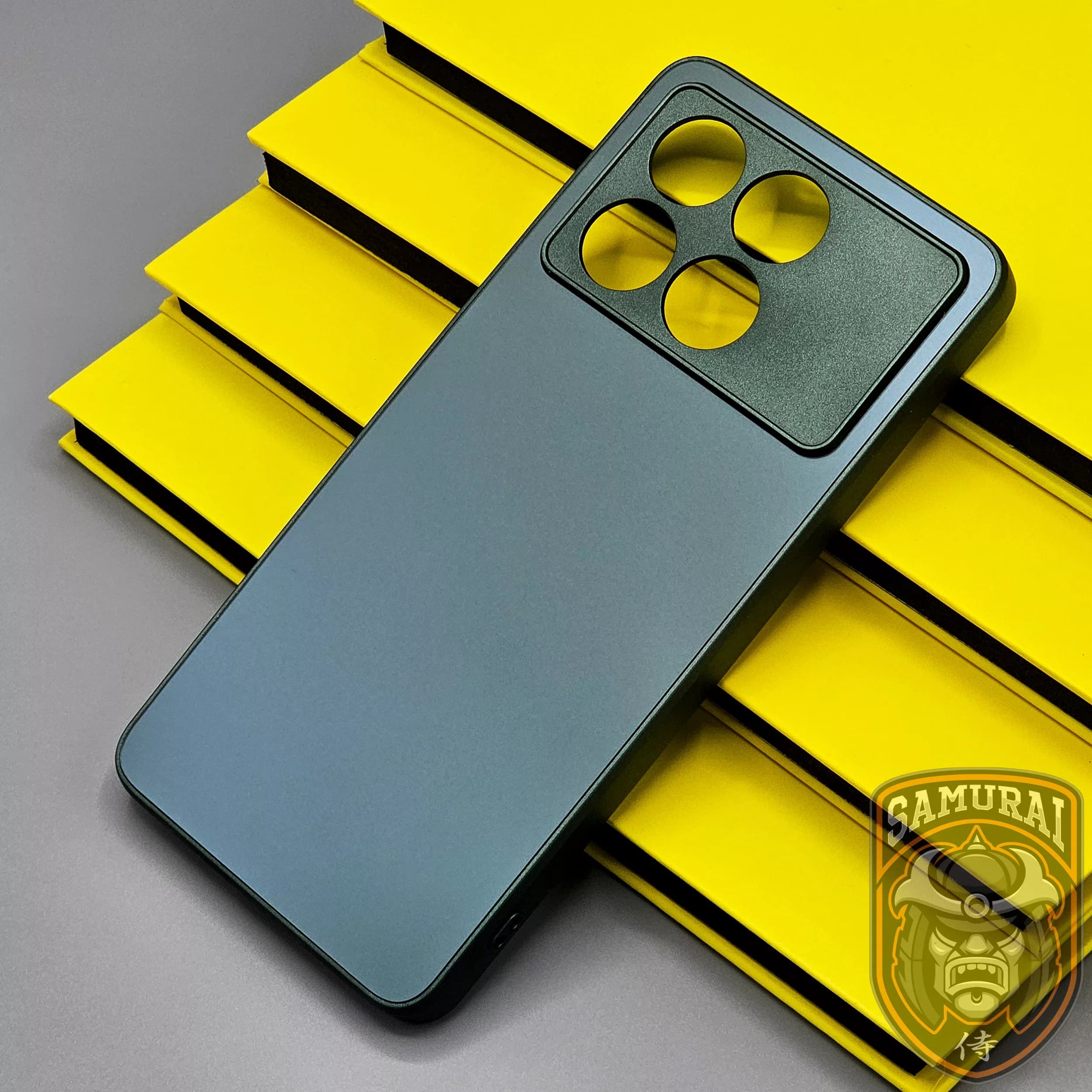 کاور سامورایی مدل Classico مناسب برای گوشی موبایل شیائومی Poco F6 Pro — تصویر ۳